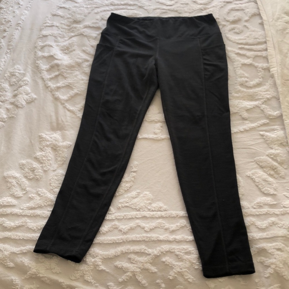 Jockey workout leggings EUC maybe worn once. Dark charcoal  side pockets